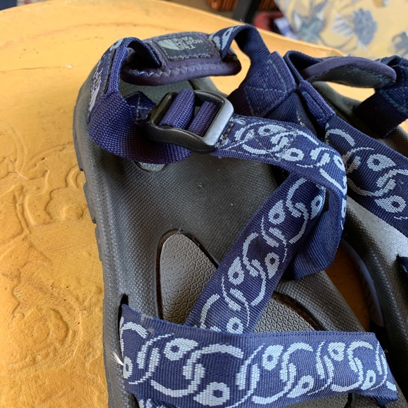 North Face Sandals 9 - Picture 6 of 10